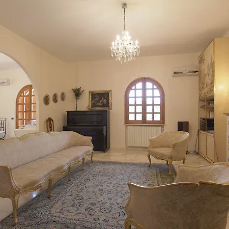 Diana Bed & Breakfast 4*
